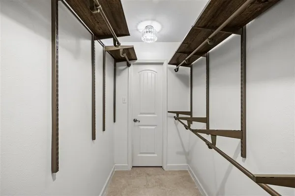 $3,000 | 2512 Azalea Court, Galveston, TX 77551