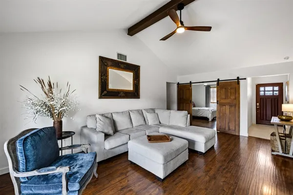 $3,000 | 2512 Azalea Court, Galveston, TX 77551