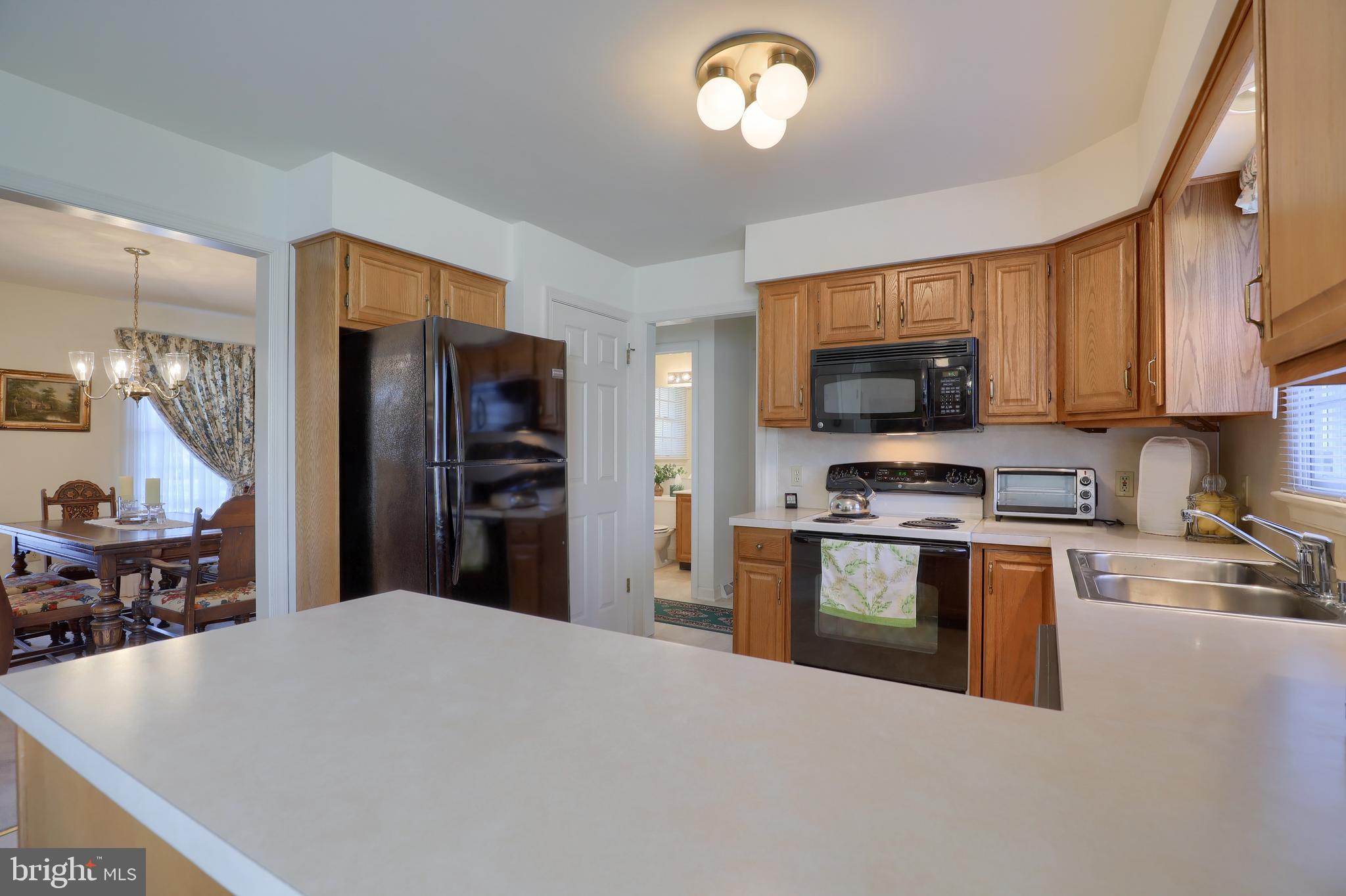321 Post Oak Road Lancaster, PA 17603 - Photo 9 of 39 Gallery Image 9