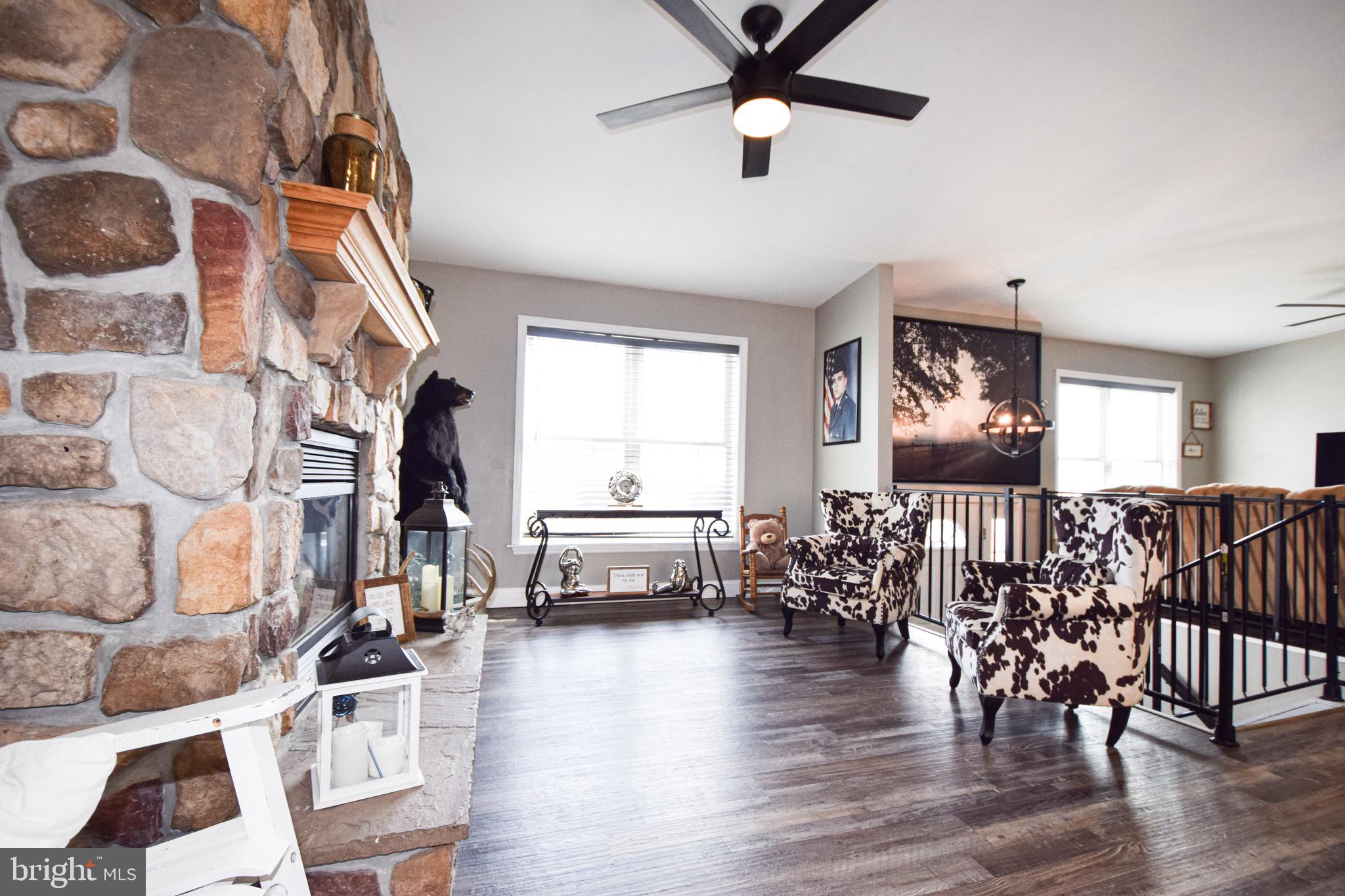 3309 Deer Hill Road Street, MD 21154 - Photo 12 of 54 Sitting Area