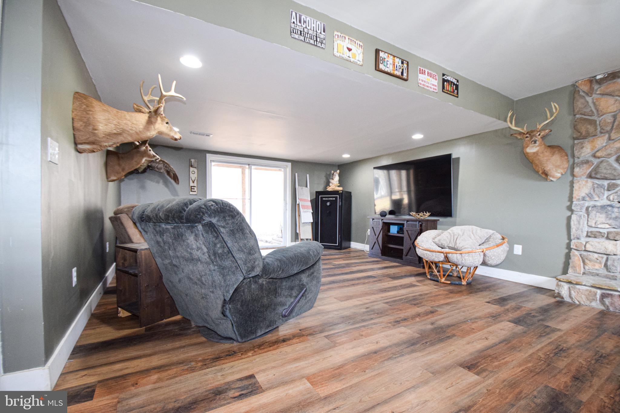 3309 Deer Hill Road Street, MD 21154 - Photo 34 of 54 Family Room