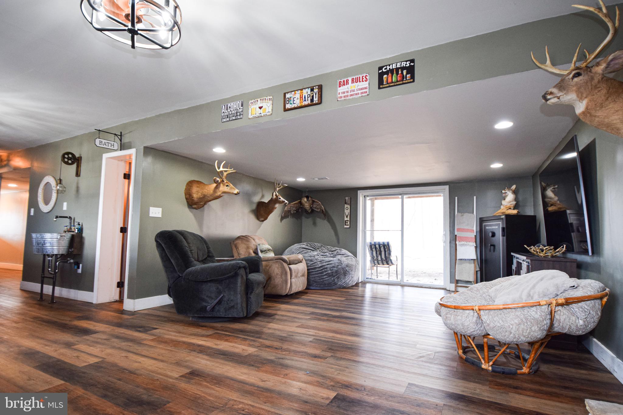 3309 Deer Hill Road Street, MD 21154 - Photo 35 of 54 Family Room