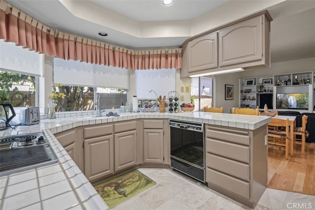 14 Imperatrice Dana Point, CA 92629 - Photo 19 of 41
