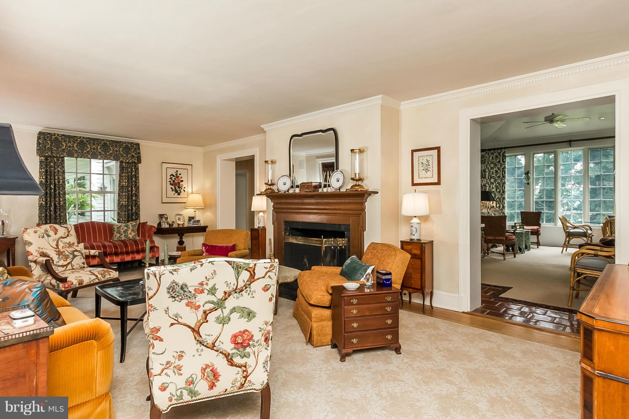 301 Golf Course Road Owings Mills, MD 21117 - Photo 3 of 30 Living Room