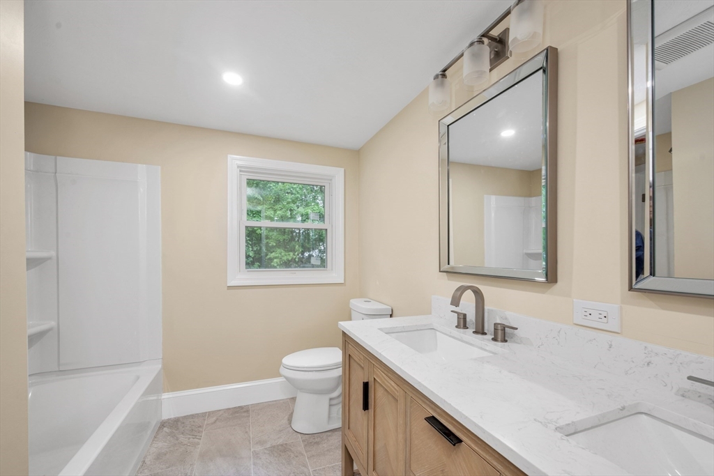 36 Poplar Road Brockton, MA 02301 - Photo 17 of 30