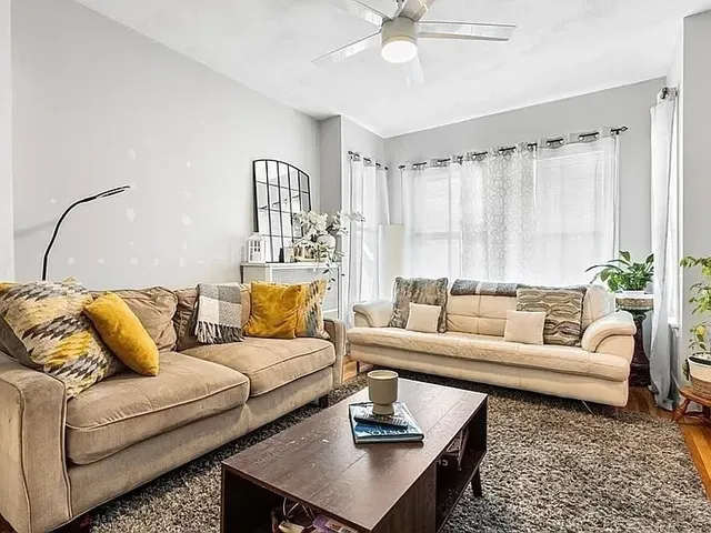 $3,300 | 17 Cypress Street, Unit 2, Somerville, MA 02143