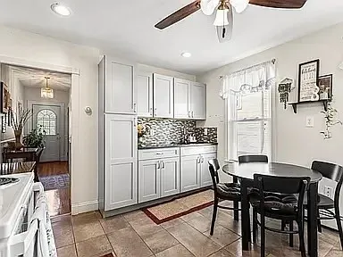 $3,300 | 17 Cypress Street, Unit 2, Somerville, MA 02143