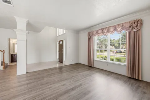 $388,000 | 14415 Autumn Cyn Trace, Houston, TX 77062