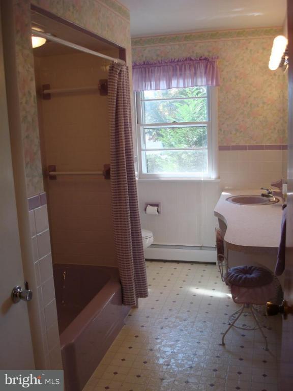 2024 Stone Mill Road Lancaster, PA 17603 - Photo 11 of 26 Gallery Image 11