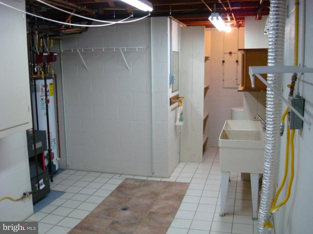 2024 Stone Mill Road Lancaster, PA 17603 - Photo 16 of 26 Gallery Image 16