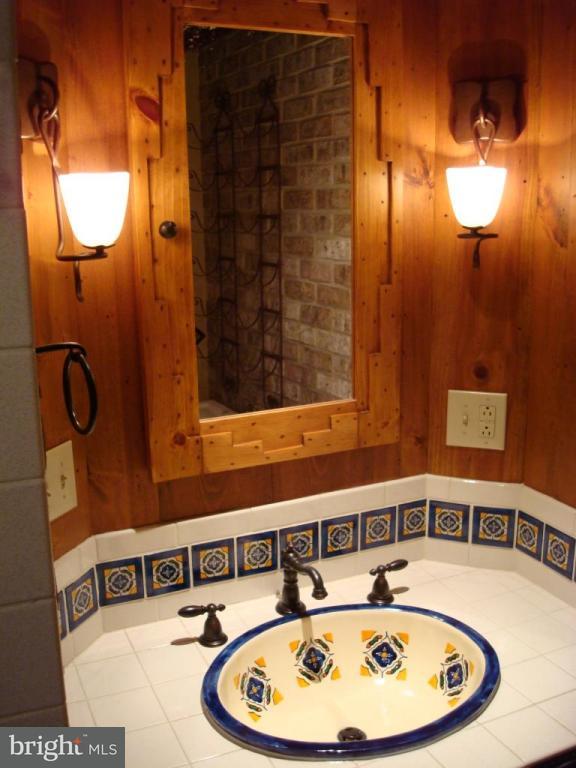 2024 Stone Mill Road Lancaster, PA 17603 - Photo 7 of 26 Gallery Image 7
