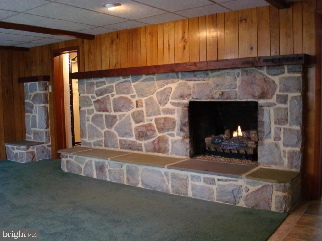 2024 Stone Mill Road Lancaster, PA 17603 - Photo 8 of 26 Gallery Image 8