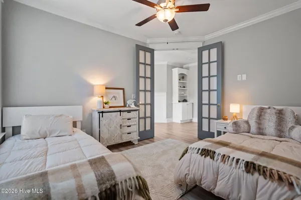 $745,900 | 105 East Keel Drive, Hampstead, NC 28443