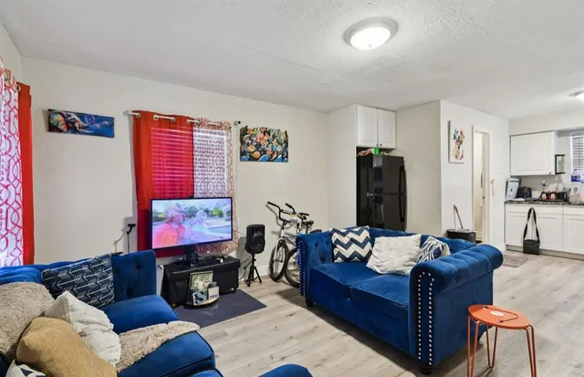 $369,400 | 725 21st Avenue South, St. Petersburg, FL 33705