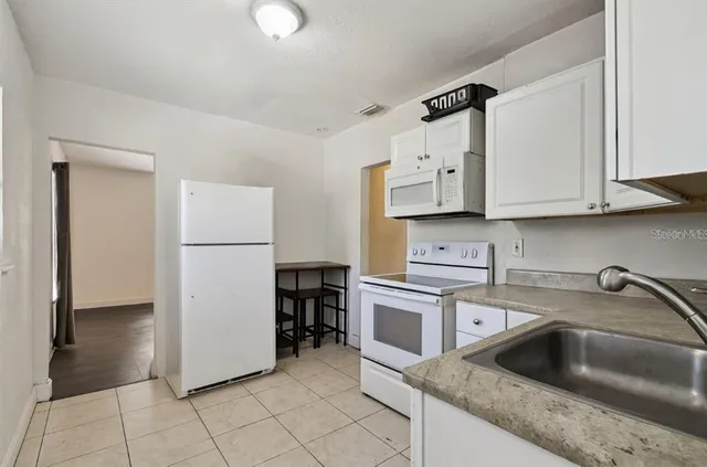 $369,400 | 725 21st Avenue South, St. Petersburg, FL 33705