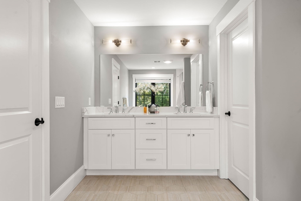 14 Hunnewell Street Needham, MA 02494 - Photo 25 of 39 Gallery Image 25