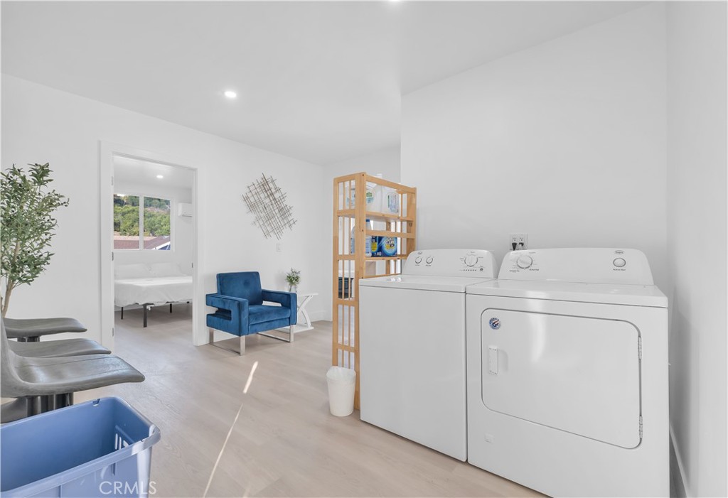 3115 Arvia Street, Unit 1B Los Angeles, CA 90065 - Photo 17 of 27 a utility room with dryer and washer