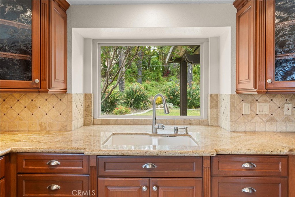 9522 Orange Street Rancho Cucamonga, CA 91737 - Photo 12 of 39