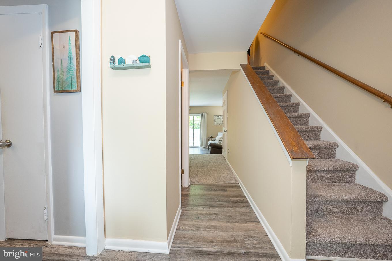 315 South Valley Forge Road Devon, PA 19333 - Photo 4 of 40 Foyer