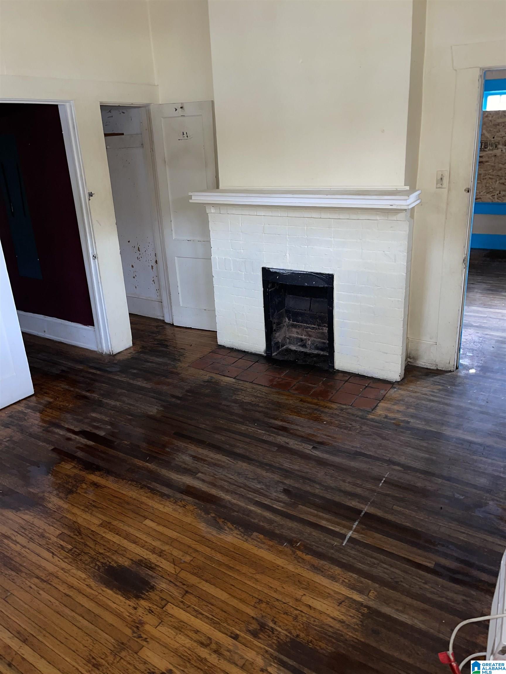 827 29th Street Southwest Birmingham, AL 35211 - Photo 13 of 20