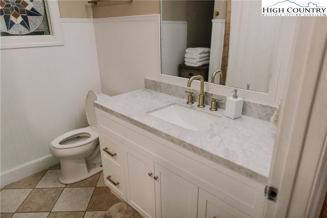 696 Alpine Acres Road Vilas, NC 28692 - Photo 20 of 38 Gallery Image 20