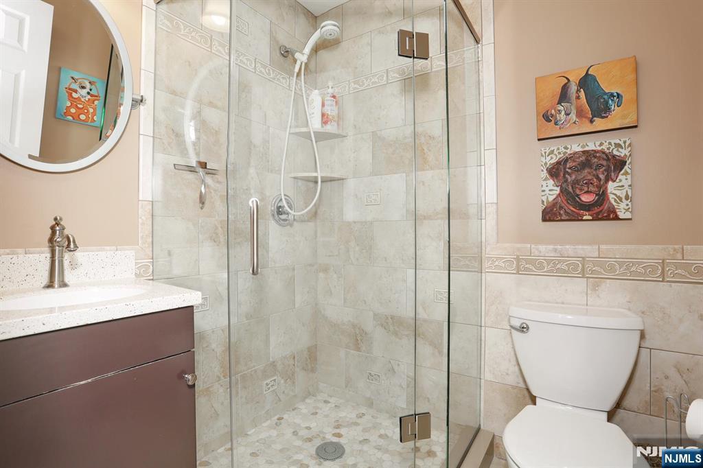 117 Roxbury Road Dumont, NJ 07628 - Photo 21 of 49
