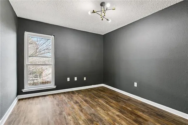 $1,400 | 241 Helen Street, Unit 4D, Terrytown, LA 70056