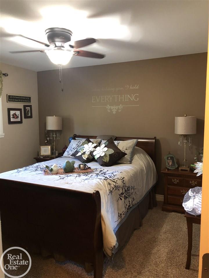 2376 Michigan Road Port Huron, MI 48060 - Photo 9 of 17 50045773-8.JPG