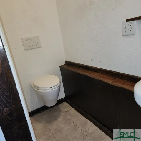 $204,000 | 2223 Armstrong Drive, Savannah, GA 31404