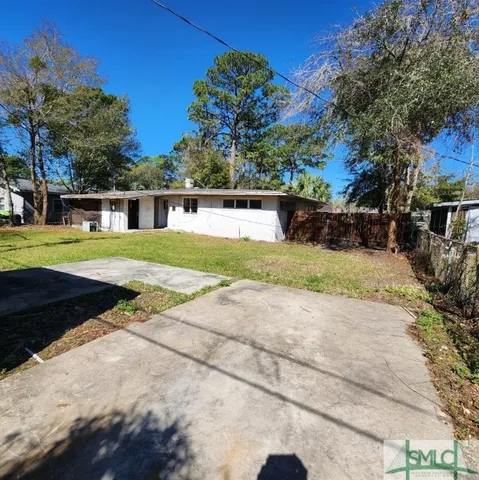 $204,000 | 2223 Armstrong Drive, Savannah, GA 31404