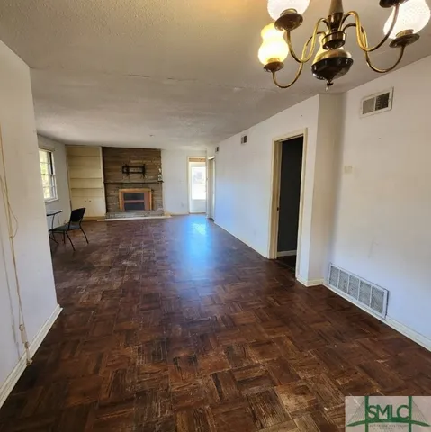 $204,000 | 2223 Armstrong Drive, Savannah, GA 31404