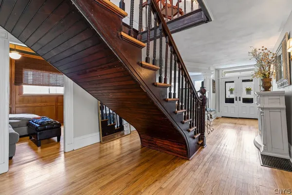$579,900 | 54 West 5th Street, Oswego, NY 13126