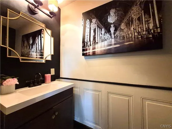 $579,900 | 54 West 5th Street, Oswego, NY 13126