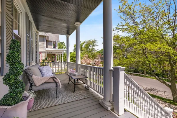$579,900 | 54 West 5th Street, Oswego, NY 13126