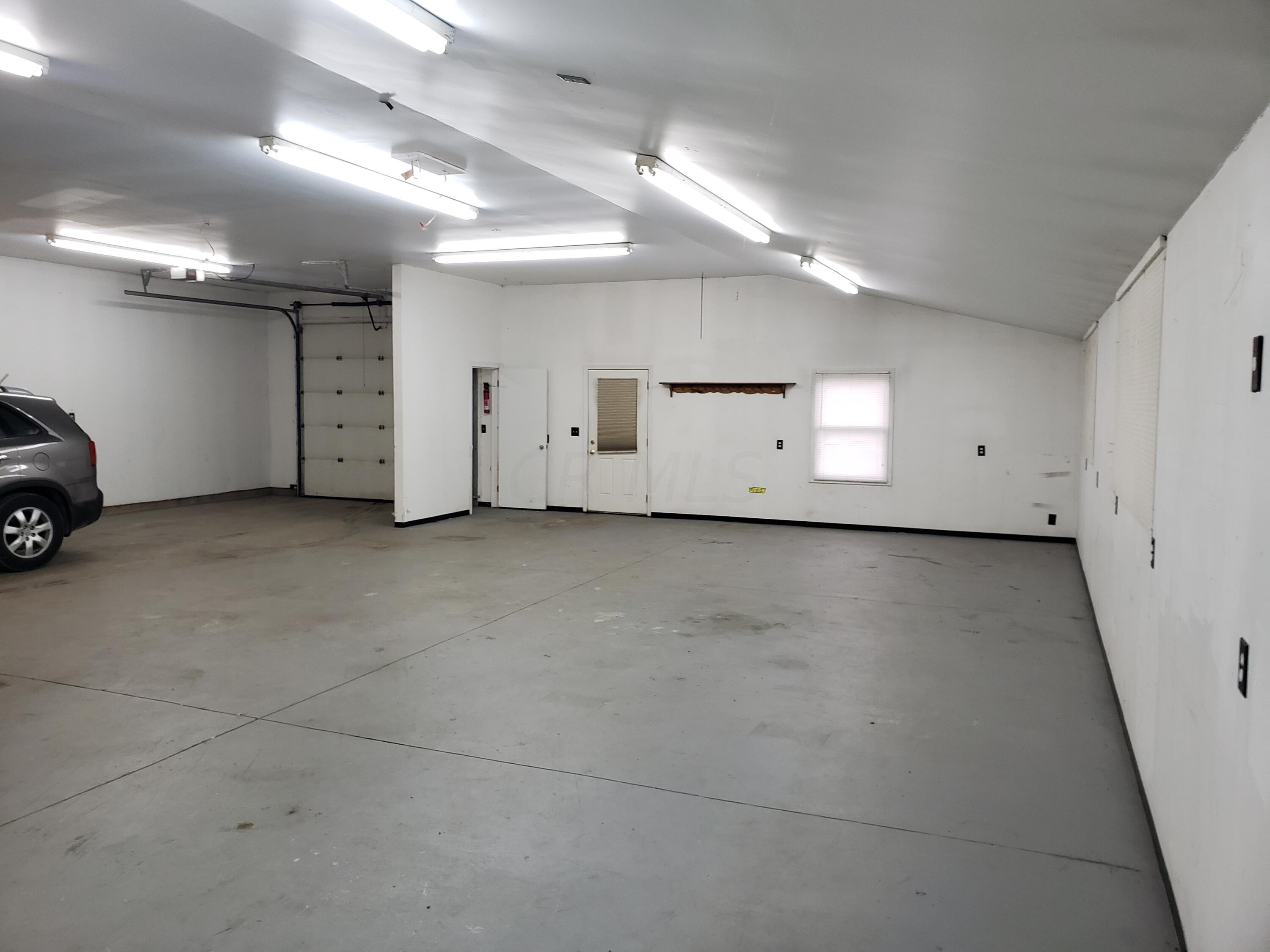 8091 Dustin Road Galena, OH 43021 - Photo 31 of 72 20220322_103806