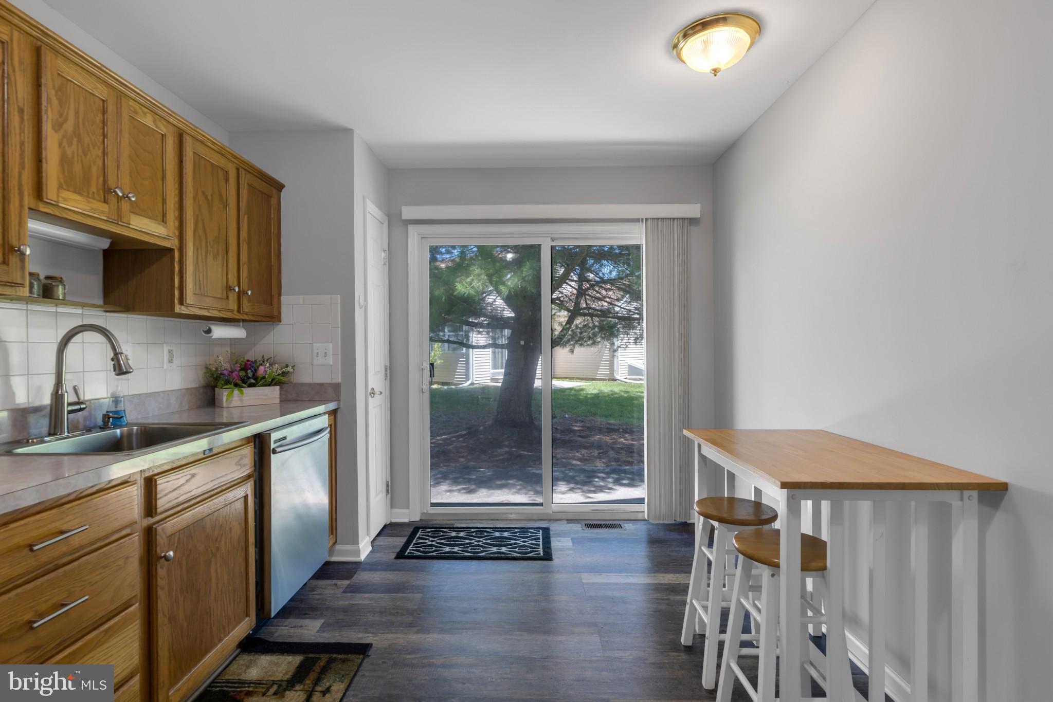 435 Country Way Mickleton, NJ 08056 - Photo 11 of 30 Kitchen