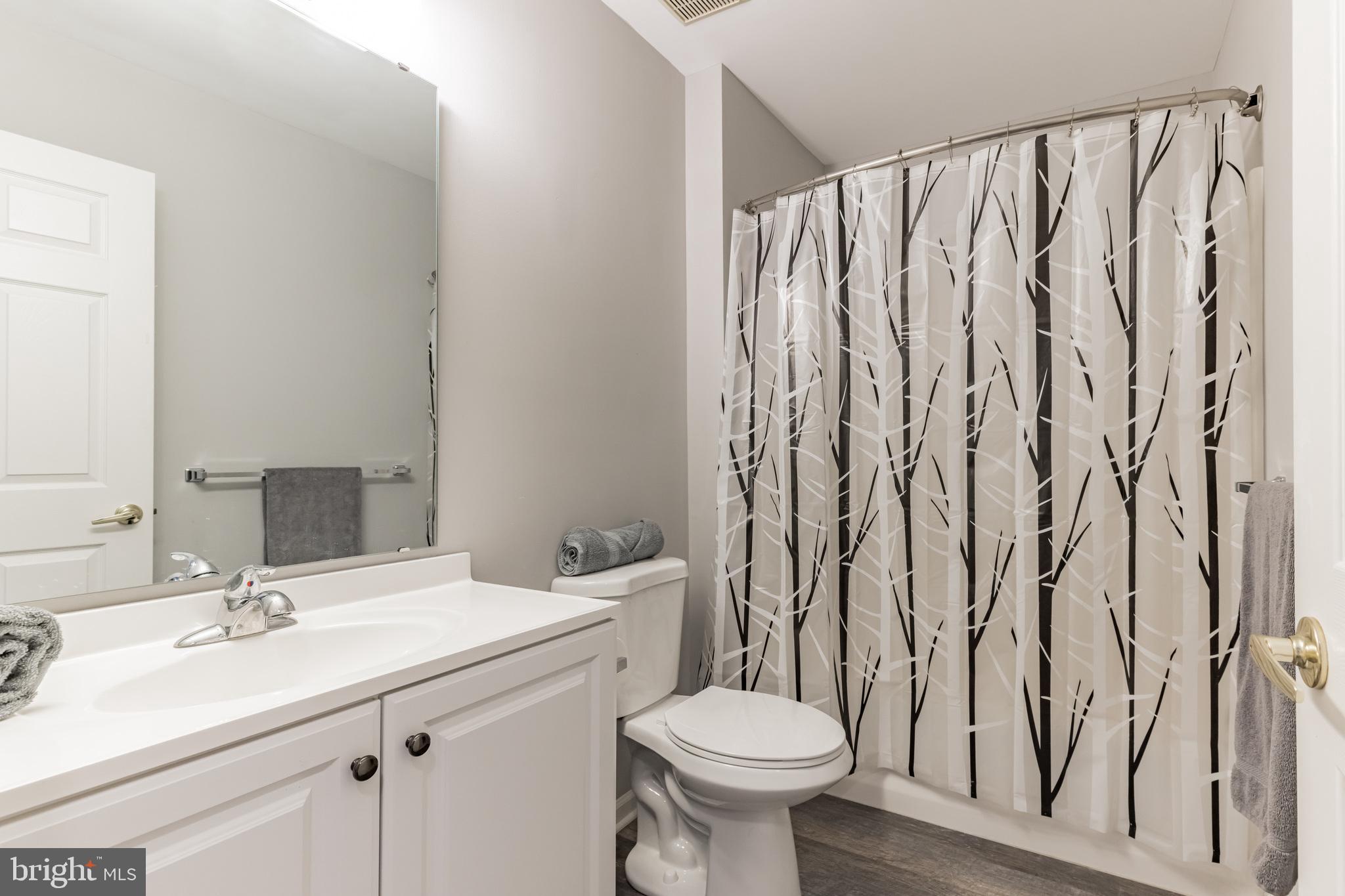 435 Country Way Mickleton, NJ 08056 - Photo 21 of 30 Bathroom