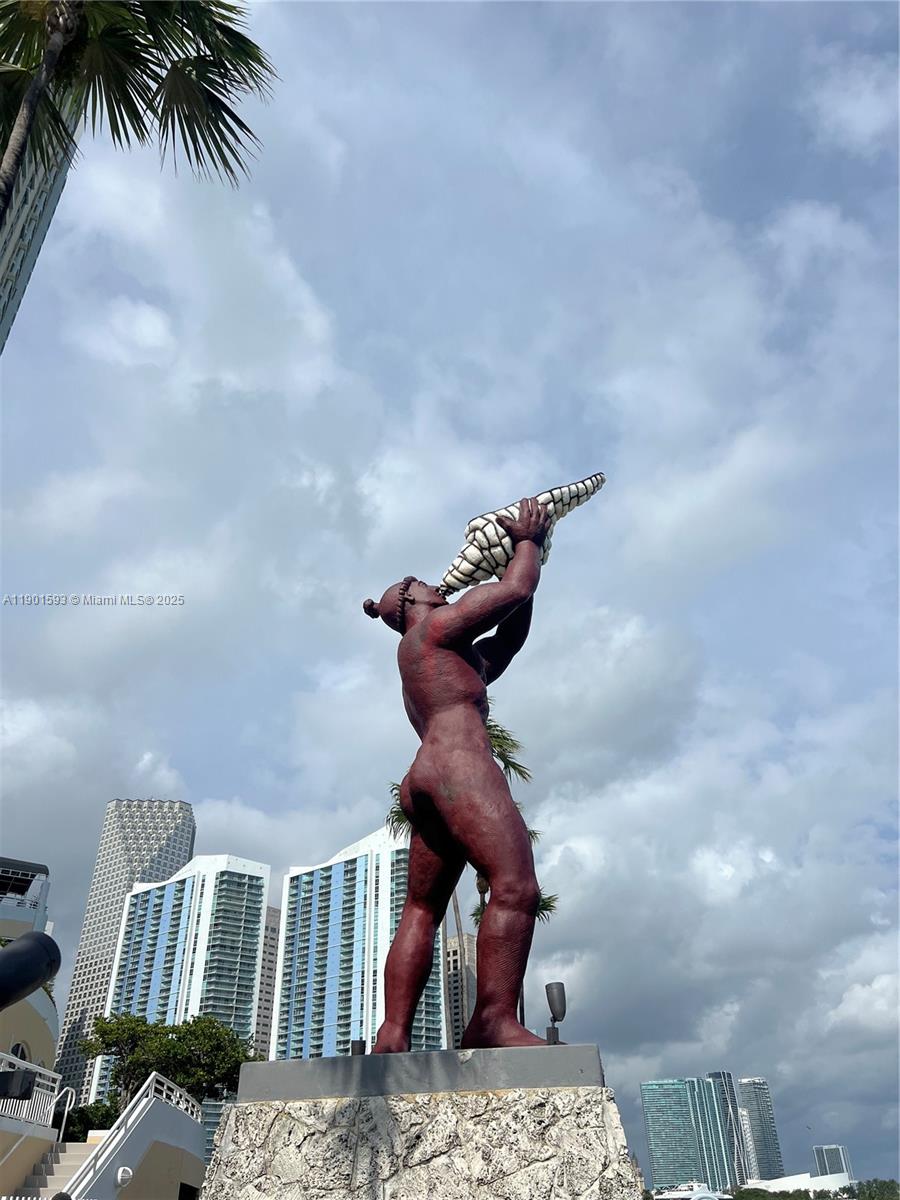 520 Brickell Key Drive, Unit A900 Miami, FL 33131 - Photo 51 of 58 a view of a living room and furniture