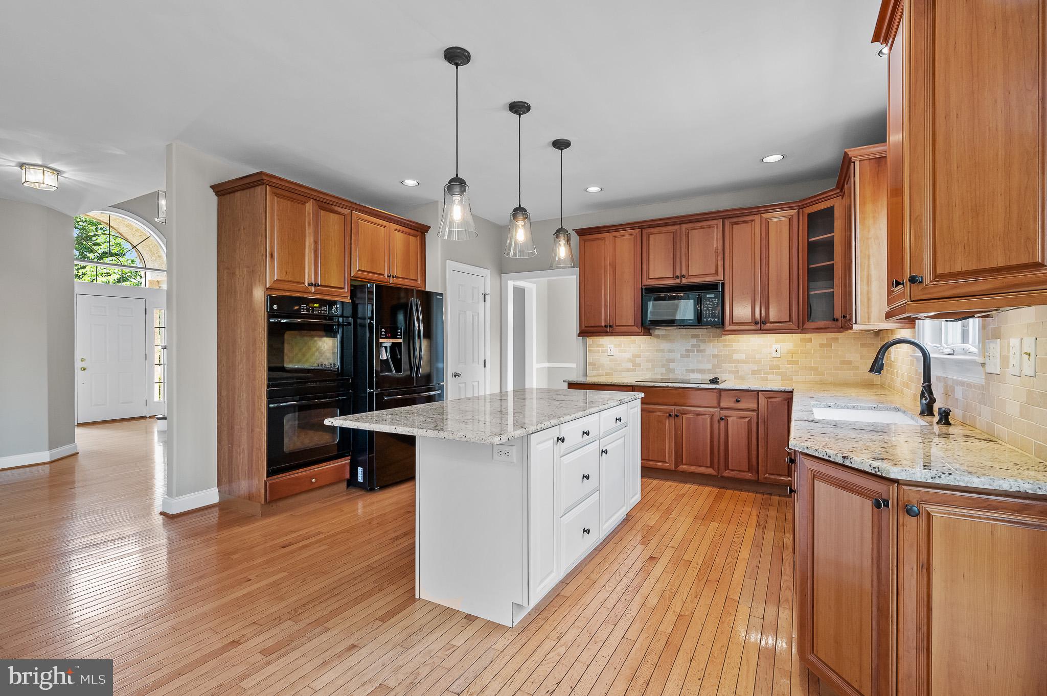 3 Weathervane Lane Landenberg, PA 19350 - Photo 11 of 44 Updated Kitchen