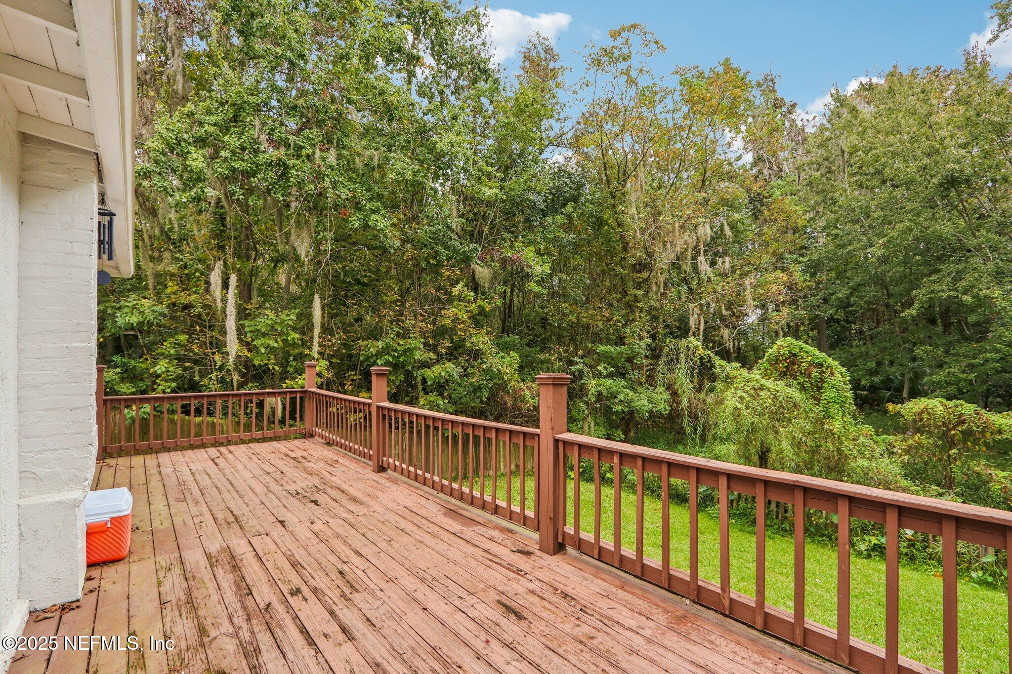 1605 Lorimier Road Jacksonville, FL 32207 - Photo 47 of 57 a view of balcony with wooden floor and fence