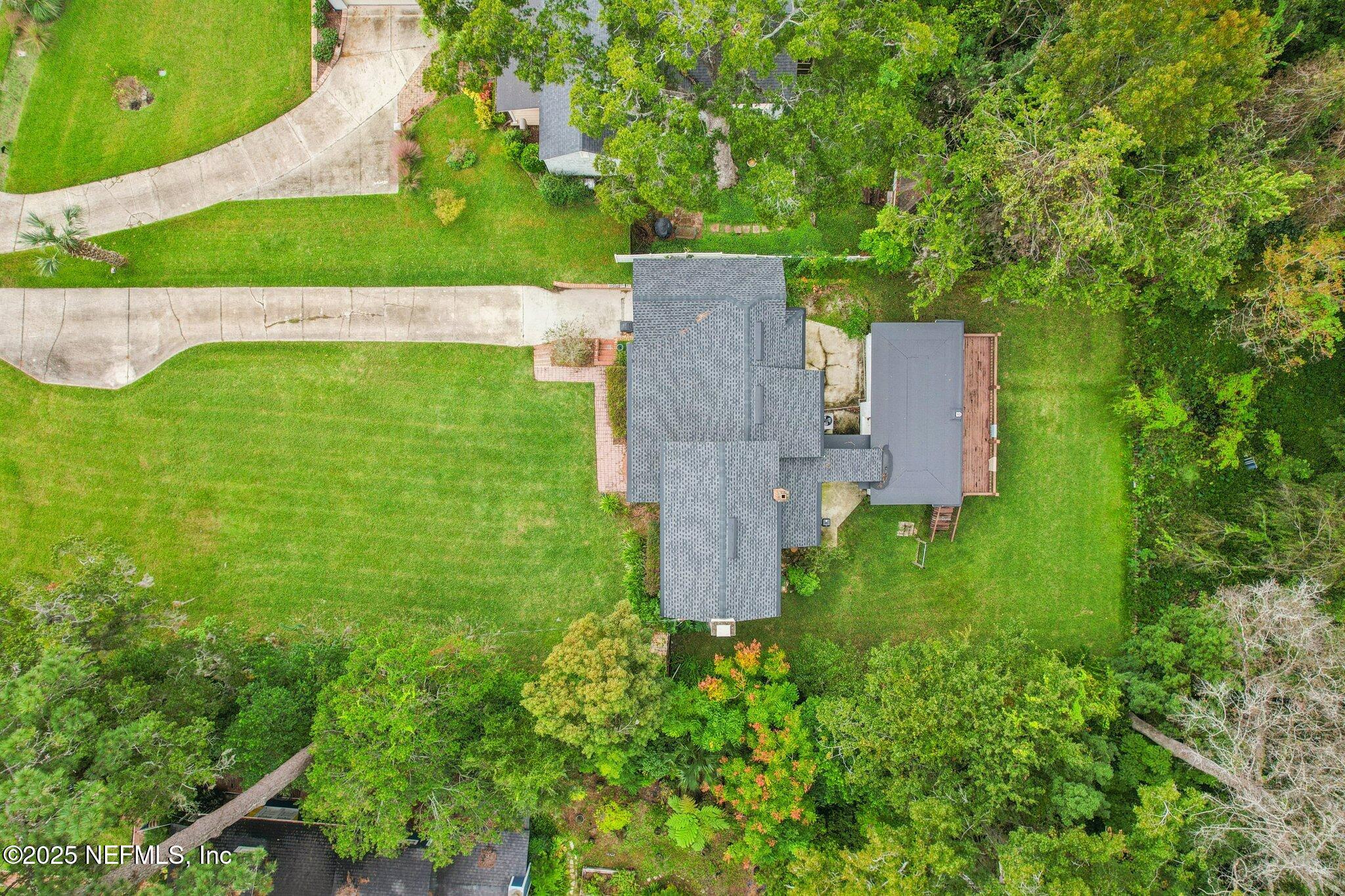 1605 Lorimier Road Jacksonville, FL 32207 - Photo 9 of 57 an aerial view of a house with a yard