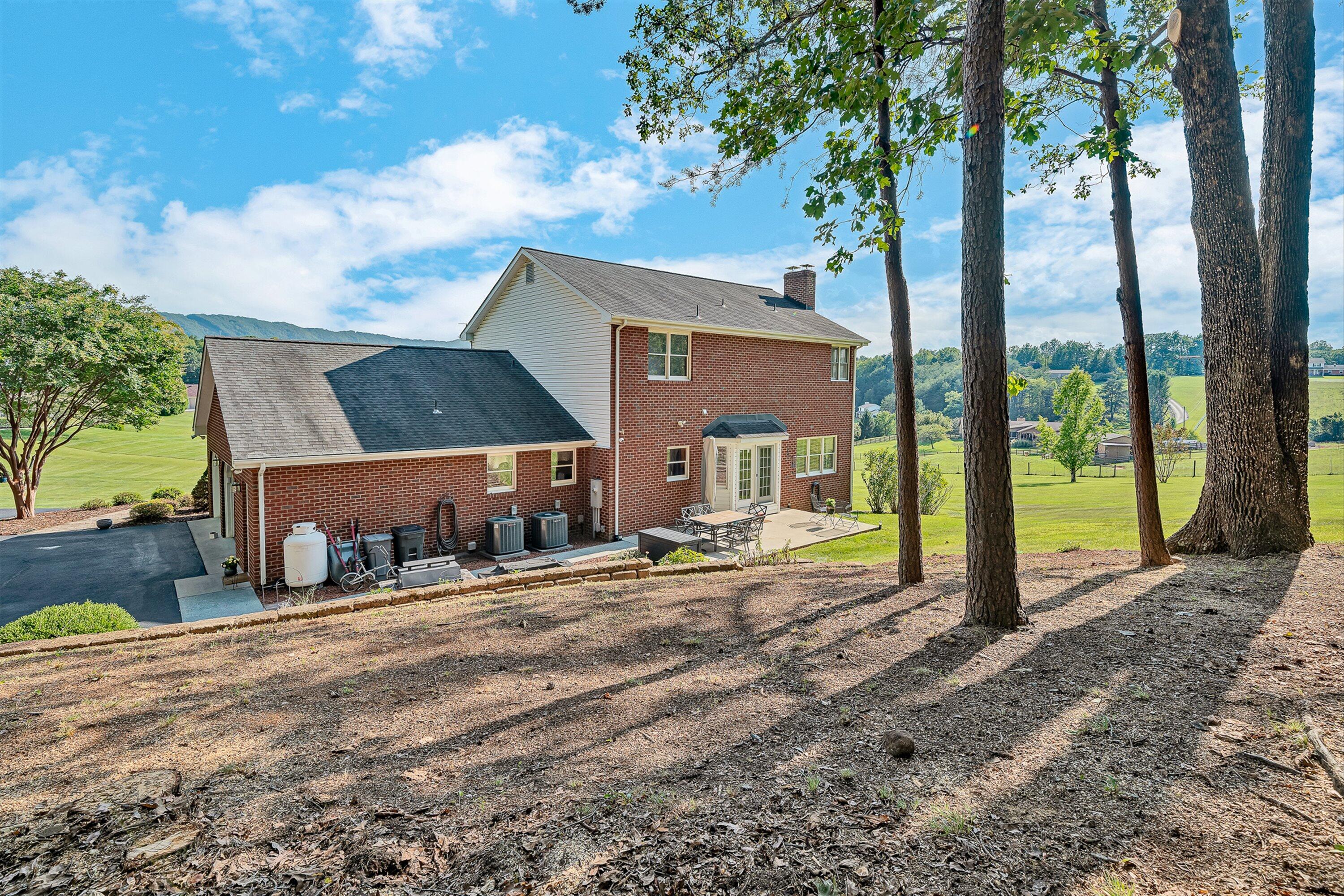 46 Old Church Lane Blue Ridge, VA 24064 - Photo 53 of 65 57-VM-05616