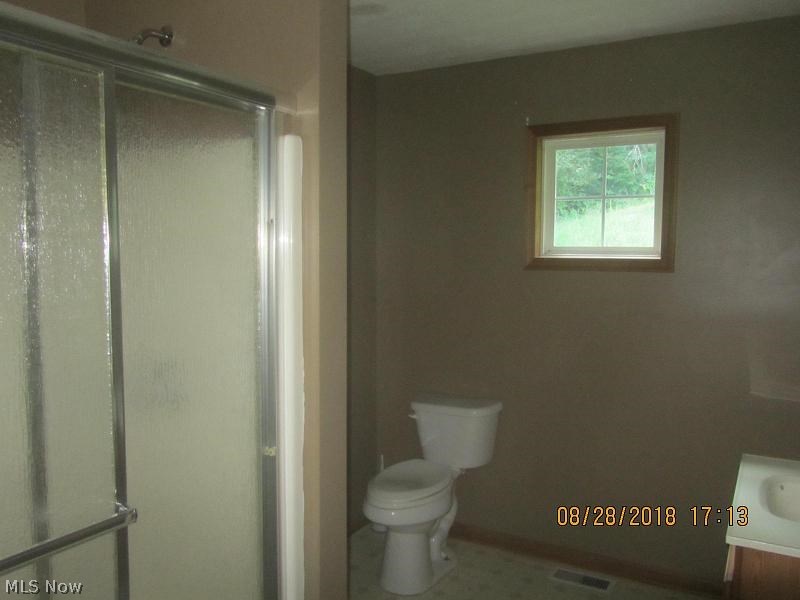 2000 Road Fork Road Ravenswood, WV 26164 - Photo 12 of 32 Gallery Image 12