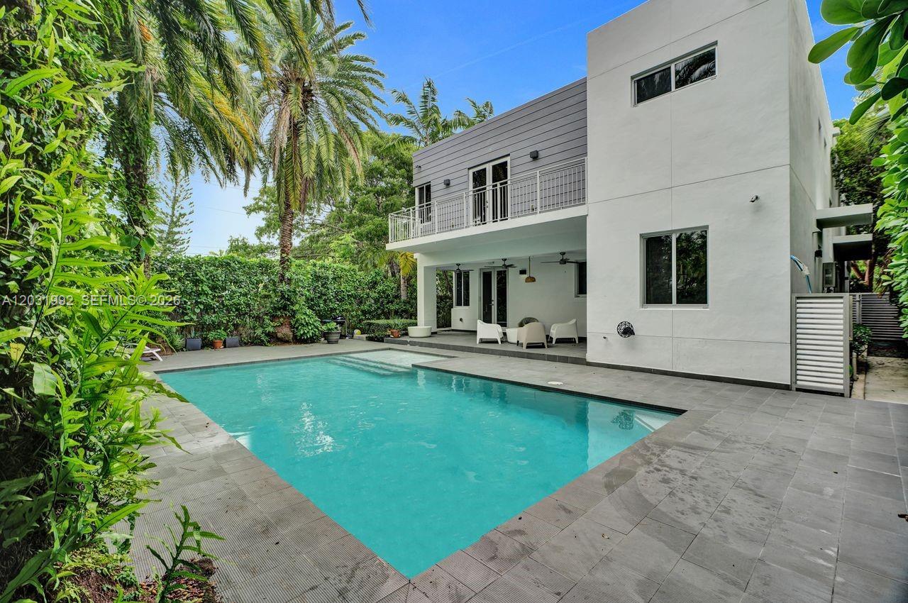 6340 Southwest 80th Street Miami, FL 33143 - Photo 3 of 28