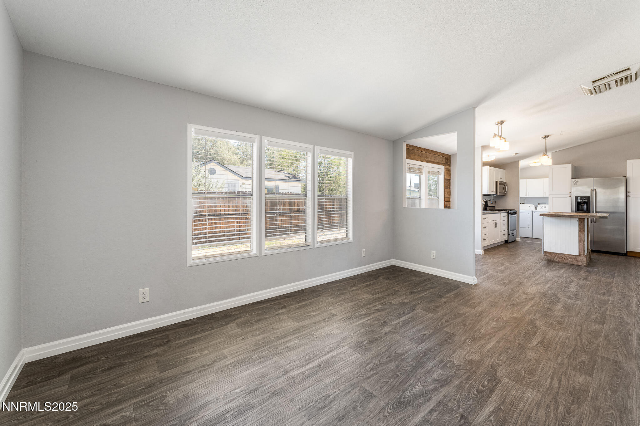 1359 Leopard Street Reno, NV 89506 - Photo 17 of 35 1359 Leopard-23