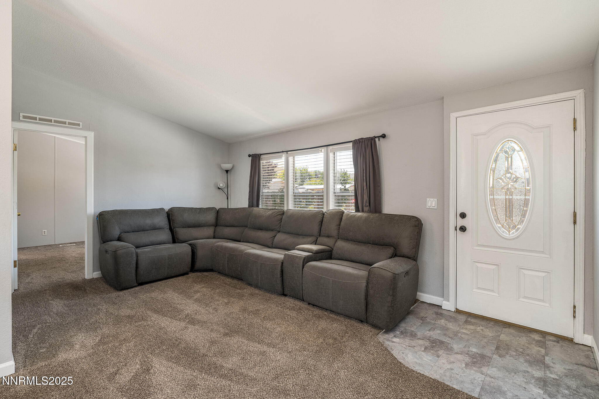 1359 Leopard Street Reno, NV 89506 - Photo 4 of 35 1359 Leopard-16
