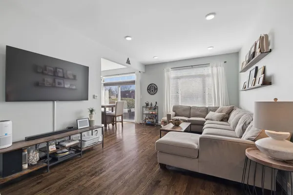 $275,000 | 5231 Mint Julip Drive, Alsip, IL 60803