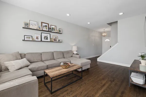 $275,000 | 5231 Mint Julip Drive, Alsip, IL 60803