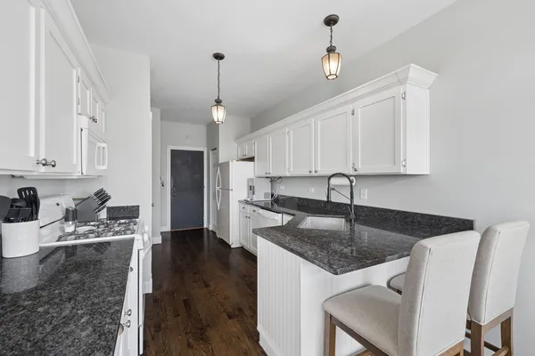 $275,000 | 5231 Mint Julip Drive, Alsip, IL 60803