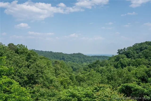 $975,000 | 4261.4259 Stone Mountain Road, New Albany, IN 47150